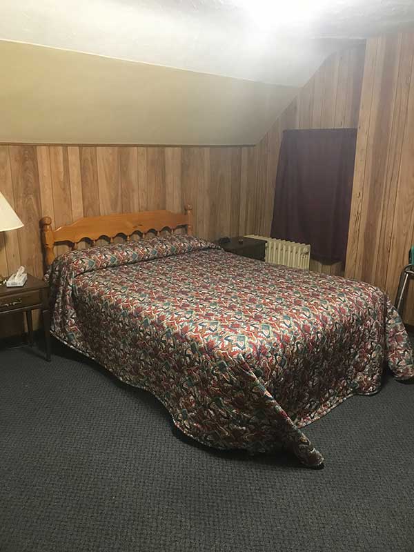 Adirondack Motel in Chestertown, NY Panther Mountain Inn